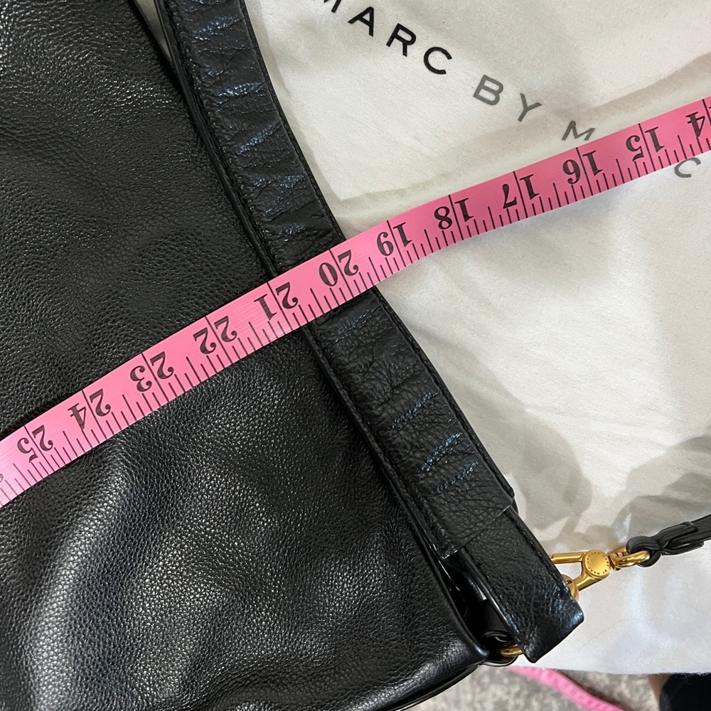 Marc Jacobs Vintage Pebbled Leather "Too Hot to Handle" Hobo Tote - Picture 12 of 15